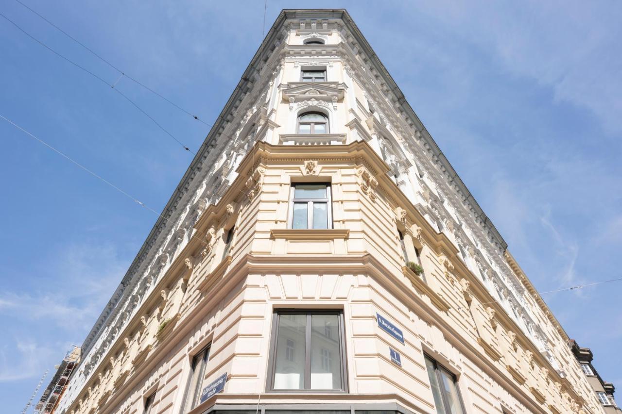 Luxury Suites Liechtenstein Vienna Luaran gambar